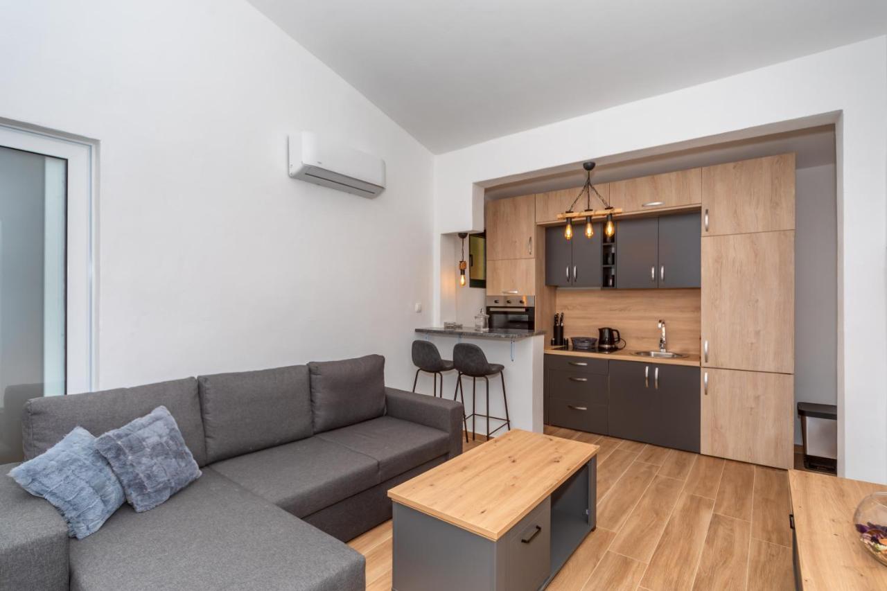 Apartman Sara Bar Eksteriør bilde