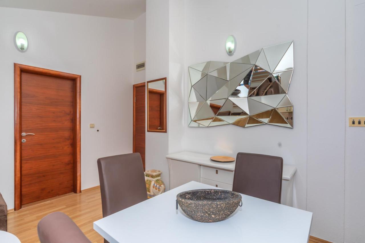 Apartman Sara Bar Eksteriør bilde